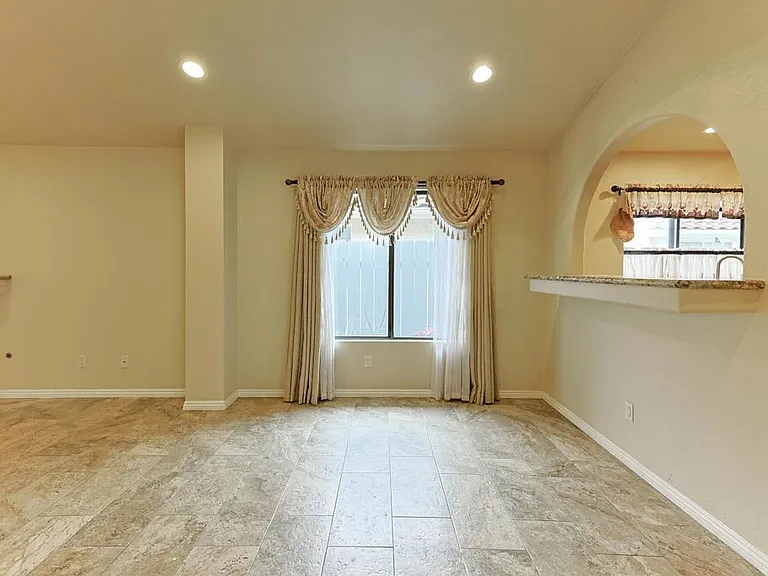 3871 King St — Photo 5