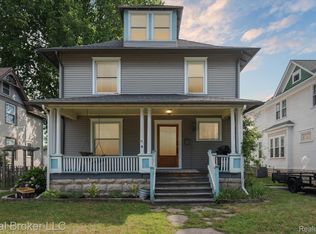 305 E 6th St, Monroe, MI 48161