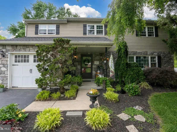 2217 Gettysburg Dr, Aston, PA 19014