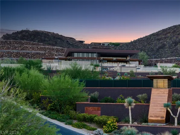 2 Cloudloft Ct, Henderson, NV 89012
