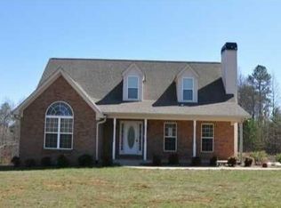 18 Eagle Pointe Dr, Dahlonega, GA 30533