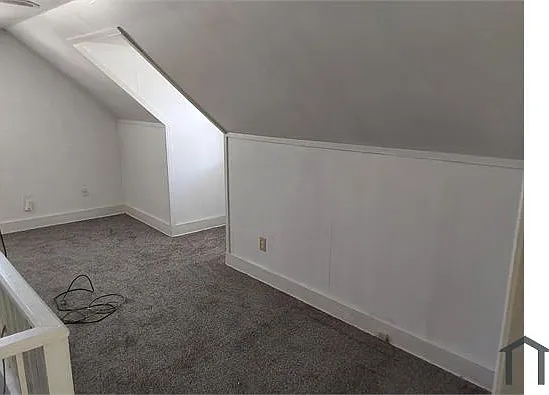 423 Worster Ave — Photo 5