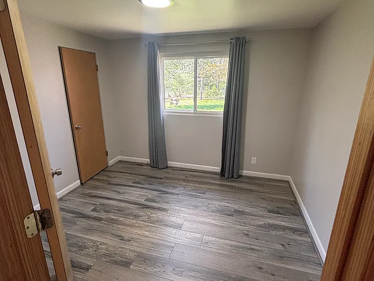 1013 Scott St — Photo 3