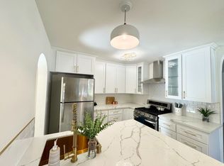445 E Magnolia Blvd, Burbank, CA 91501