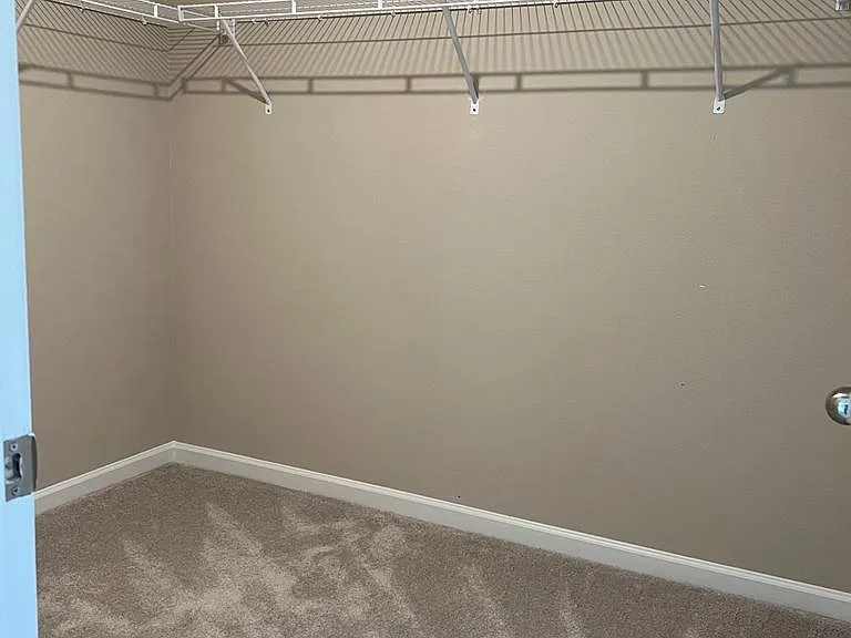 12886 Josslyn Ln — Photo 14