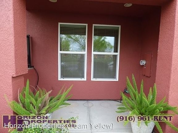 3rd image of 10894 Atherstone Dr