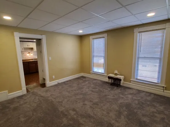 137 Whitesboro St APT 2, Yorkville, NY 13495