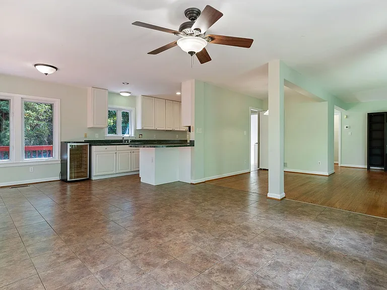 2206 N Taft St — Photo 14