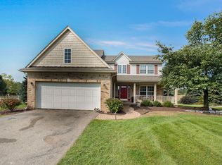 11216 Saddlebrook Dr, Pinckney, MI