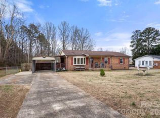 306 Costner Dr, Bessemer City, NC 28016