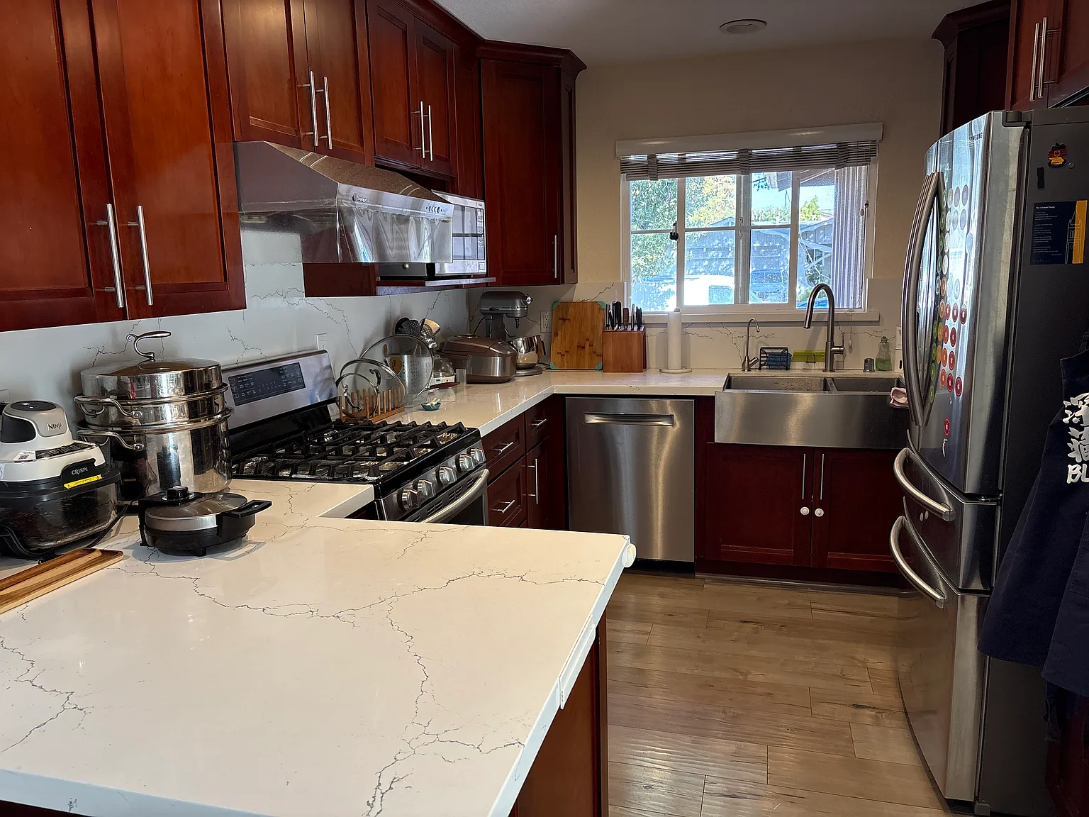3 bed, 1261 sqft, $4,500 — Photo 3