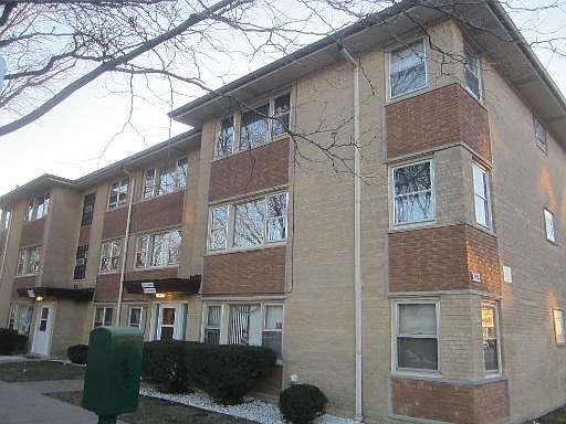 1st image of 5501 W Lawrence Ave APT 1C