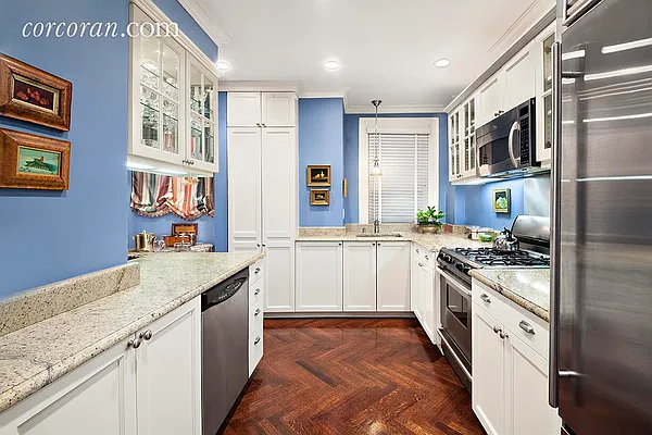 Sold by Corcoran | media 19