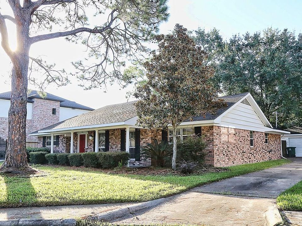 1st image of 12415 Barryknoll Ln
