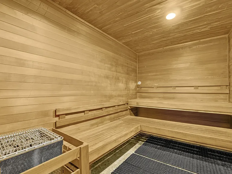 Novus Westshore — Photo 12