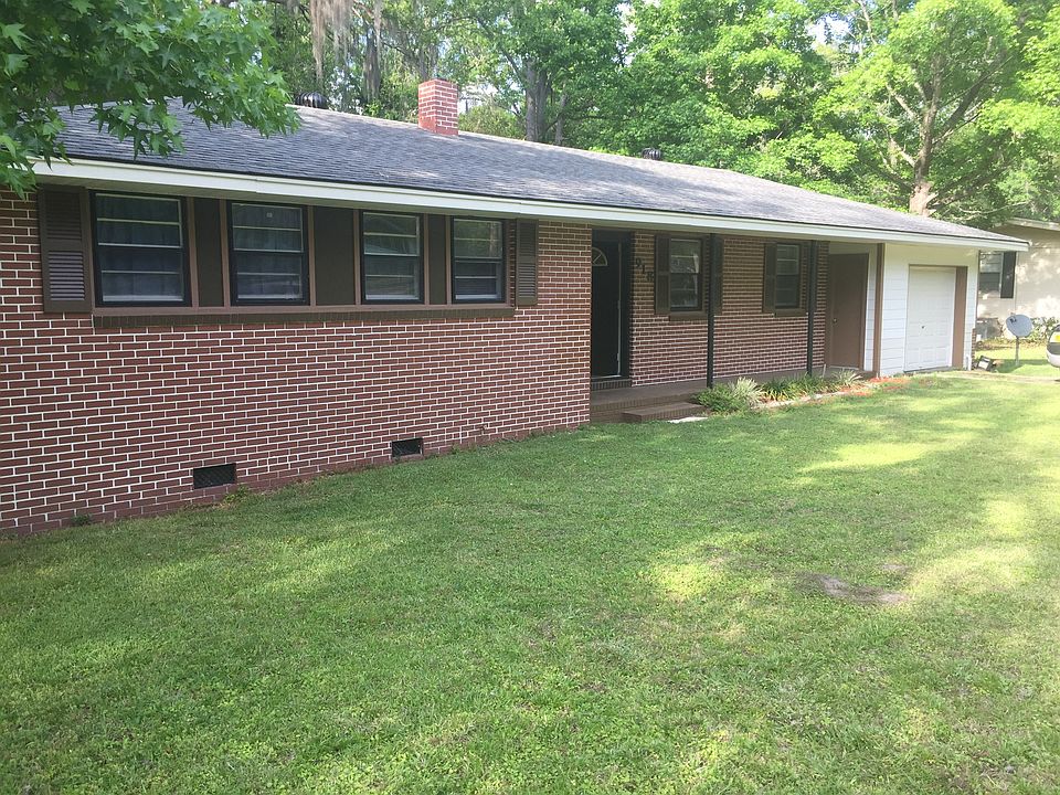 1st image of 918 Brookhaven Dr