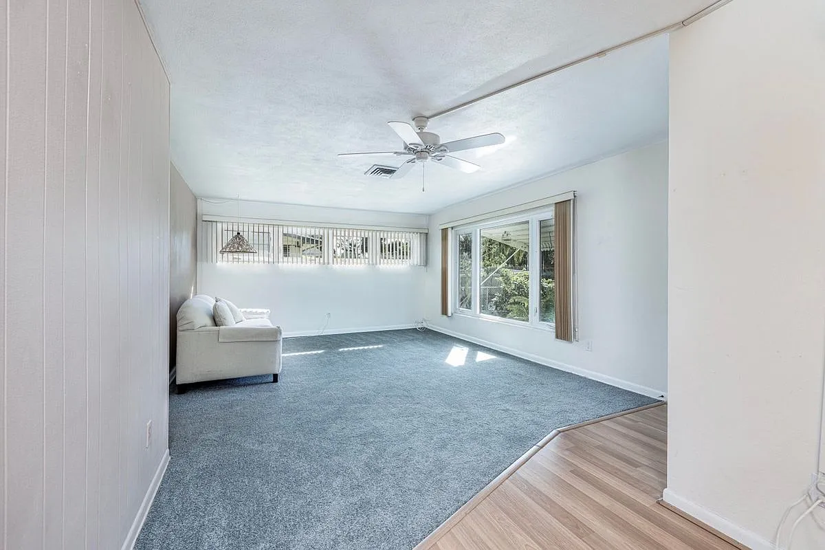 3 bed, 2.0 bath, 1358 sqft, $1,672 — Photo 4