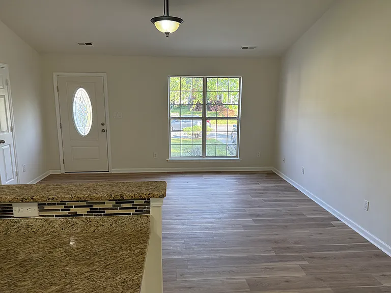 3208 Green Meadow Way — Photo 5