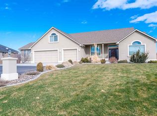 104316 Heather Dr, Kennewick, WA 99338
