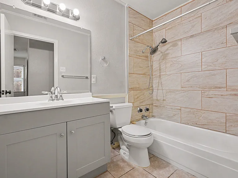 13216 Meandering Way — Photo 21