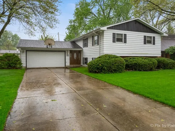 244 Arapahoe Trl, Carol Stream, IL 60188