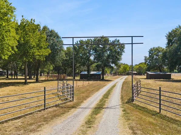21540 E State Highway 31, Quinton, OK 74561