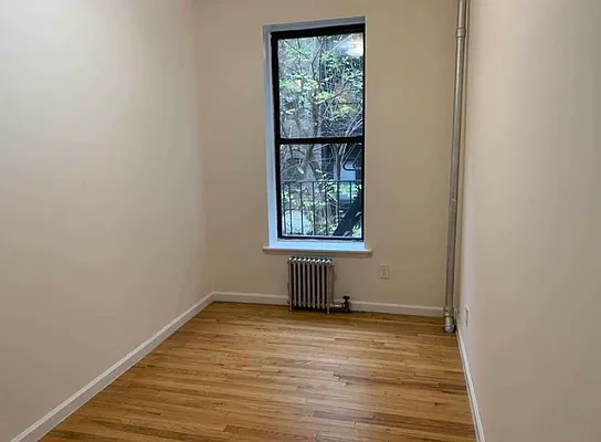 Rented by Century 21 Premier  | media 6