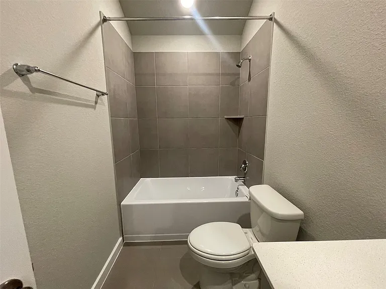 6406 Brazos Trail Dr — Photo 7
