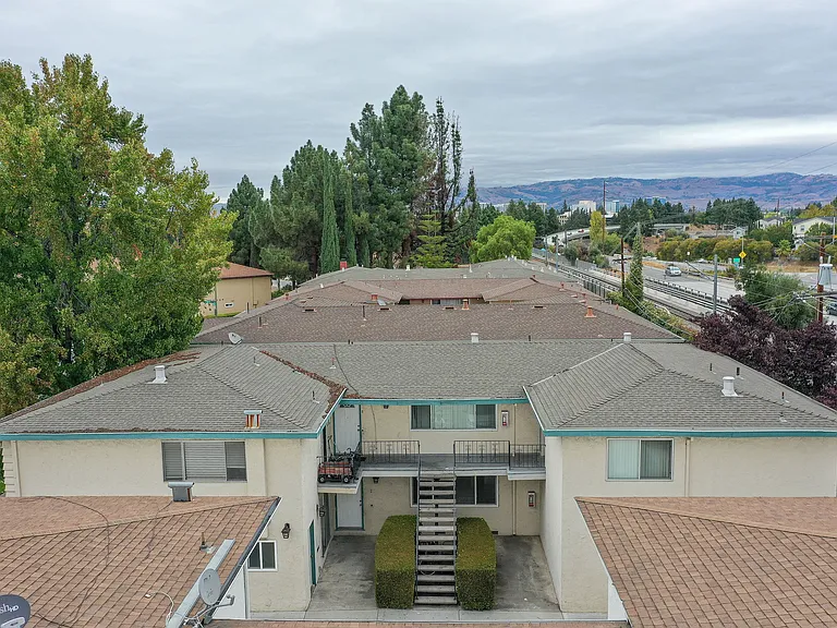 776 Deland Ave, SJ — Photo 8
