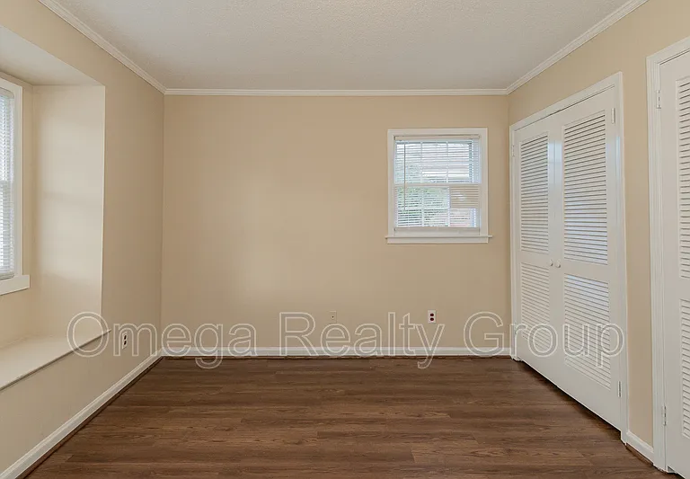 2061 Green Acres Dr — Photo 39