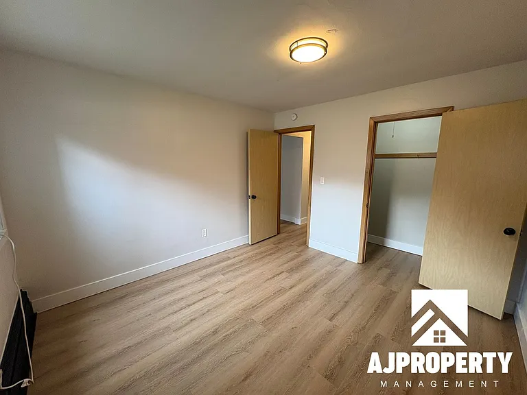 615 W 15th St #700-S — Photo 27