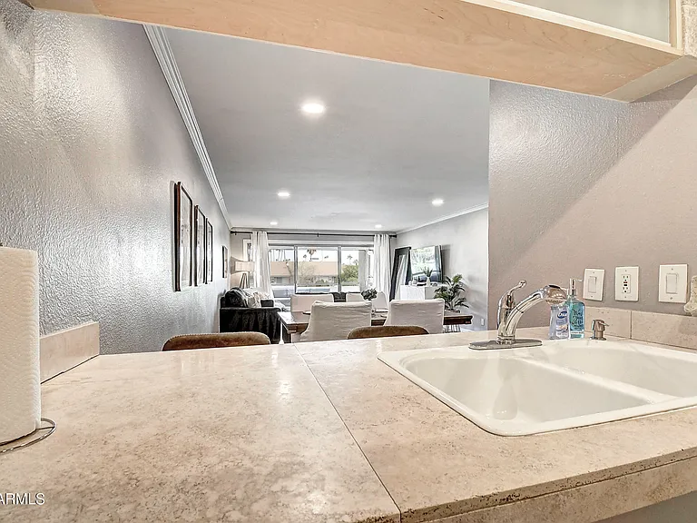 7625 E Camelback Rd #B203 — Photo 10