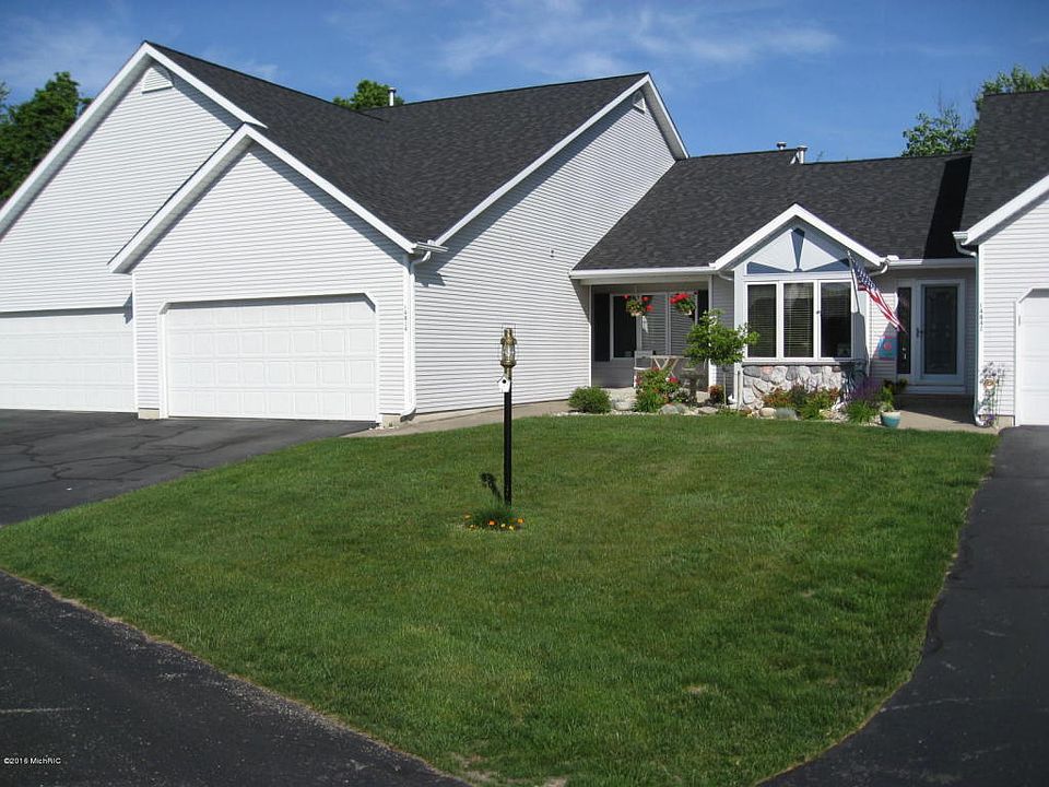 2nd image of 14834 Anchor Ct