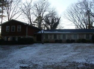 2215 Tudor Castle Way, Decatur, GA 30035