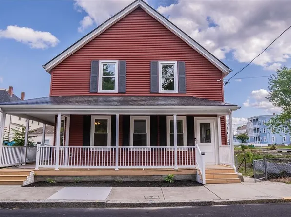 132 Chestnut St, Woonsocket, RI 02895