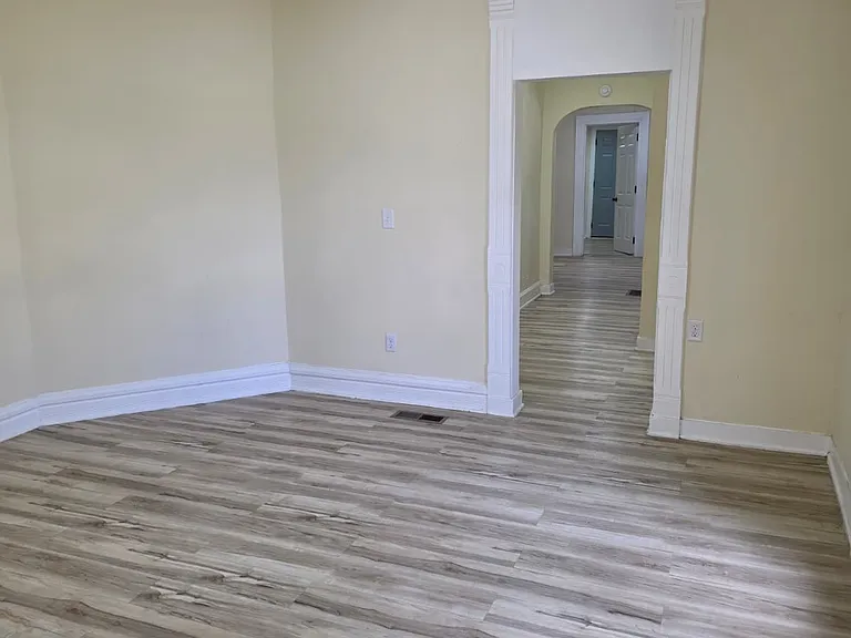 900 W Taylor St — Photo 9