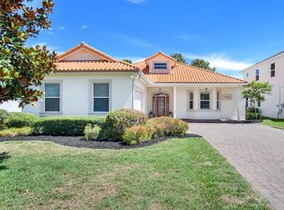 18406 Blue Heron Cir, Tavares, FL 32778
