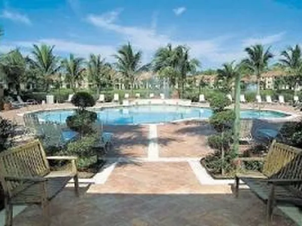1210 Wildwood Lakes Blvd, Naples, FL