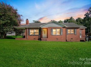 1209 White Store Rd, Wadesboro, NC 28170