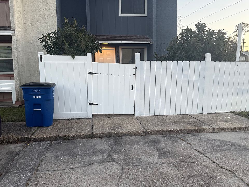 1st image of 3900 Venetian Cir