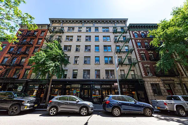 Rented by Blip LLC | media 47