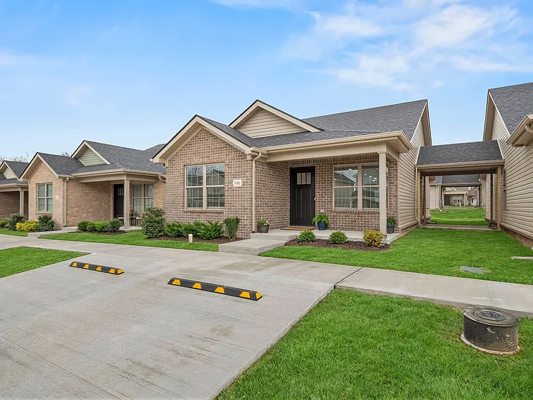 118 Harvest Bend Trl — Photo 1