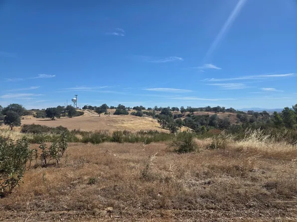 3198 Ross Dr, Valley Springs, CA 95252
