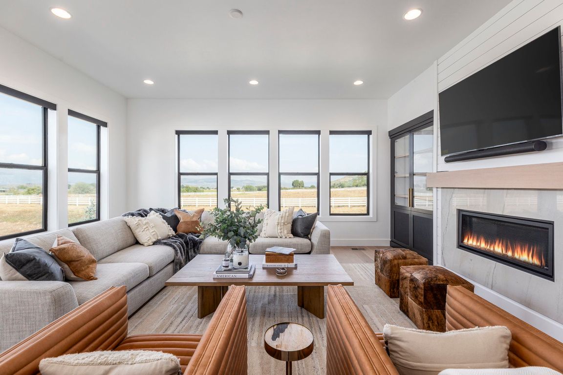 next background image