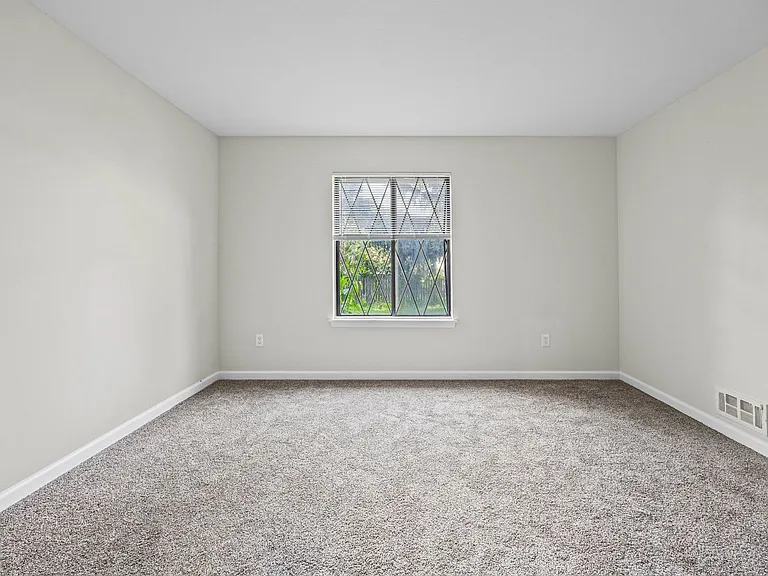 2519 Culver Road Apartments — Photo 12
