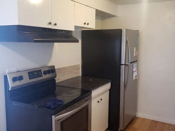 722 White Pl, Moscow, ID 83843