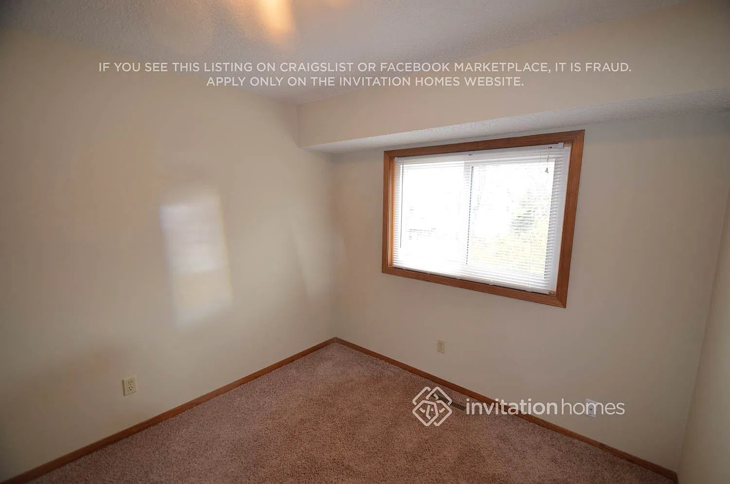 2416 Crestmount Ln Burnsville, MN 55306 — Photo 4