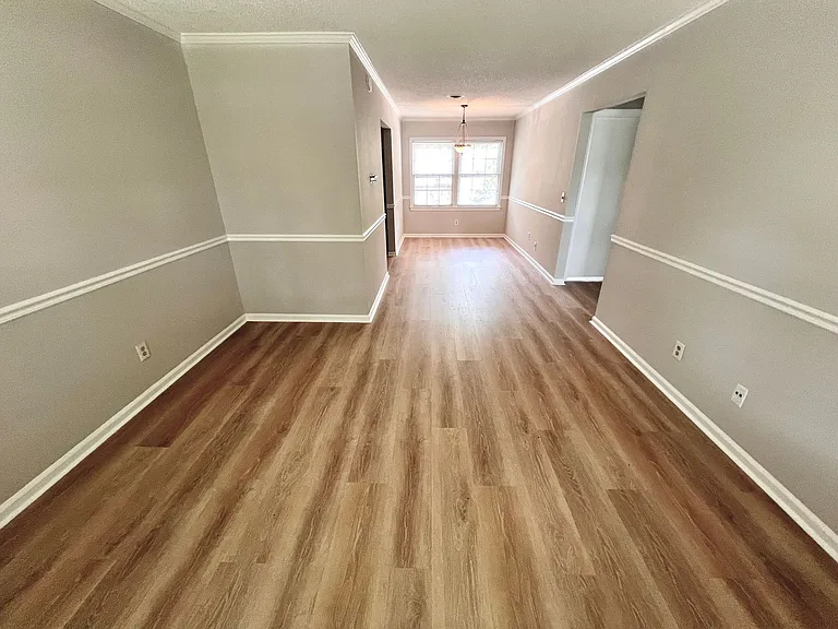 21 Cavalier Ct #D — Photo 3