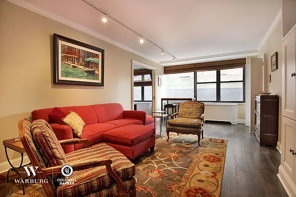 Sold by Coldwell Banker Warburg | media 1