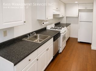 644 W Oakdale Ave #2F, Chicago, IL 60657
